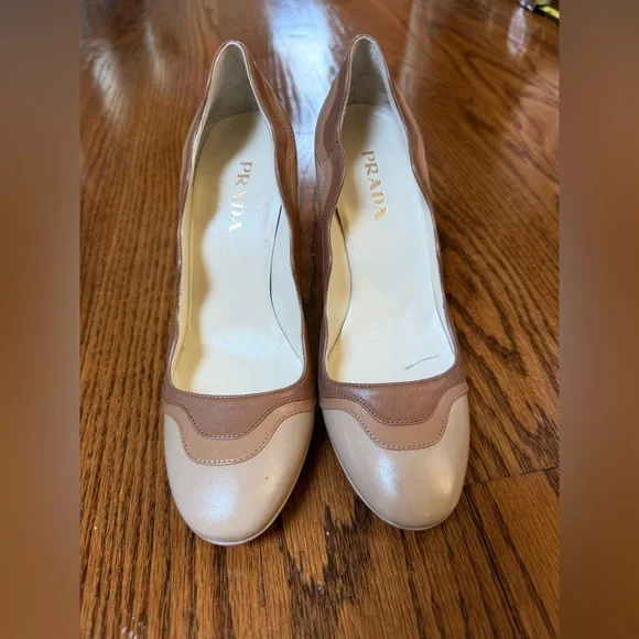 Prada Women's Beige and Cream Leather Heels size 37 - Picture 2 of 12